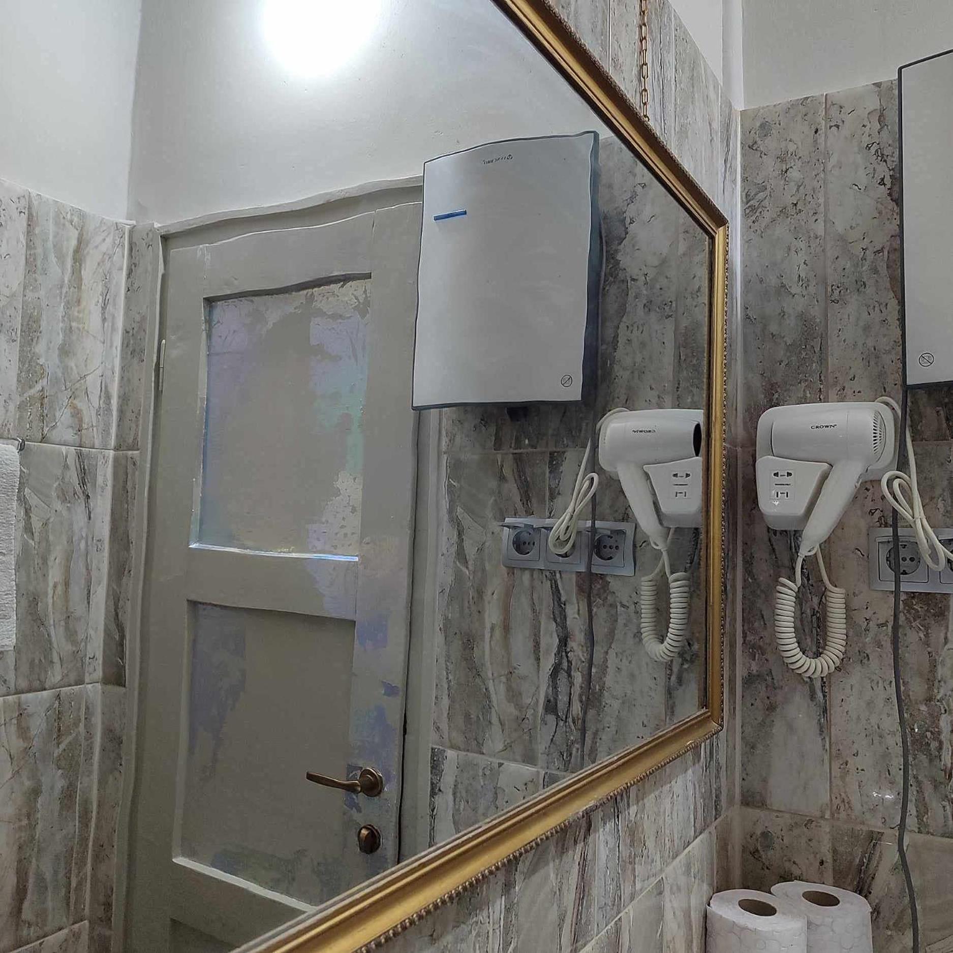 Insta Haus Apartment พลอฟดิฟ ภายนอก รูปภาพ